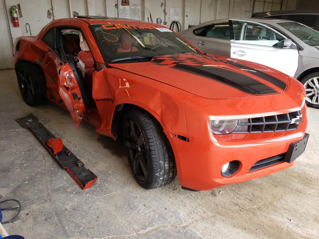 CHEVROLET CAMARO LT 2010 with VIN 2G1FG1EV4A9227756 - Photo from auction