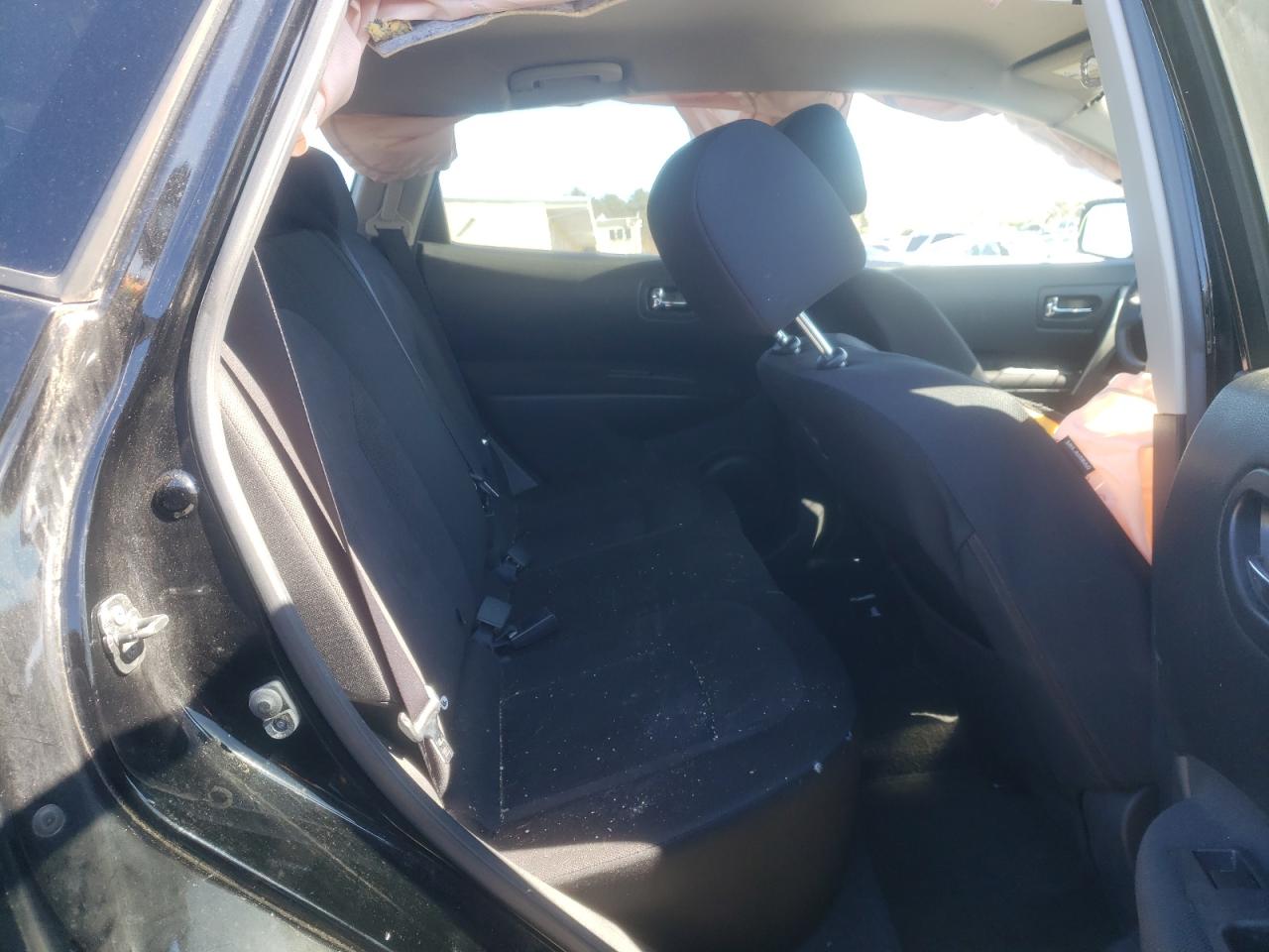 Photo 6 from auction – 2015 NISSAN ROGUE SELE with VIN JN8AS5MV0FW258465