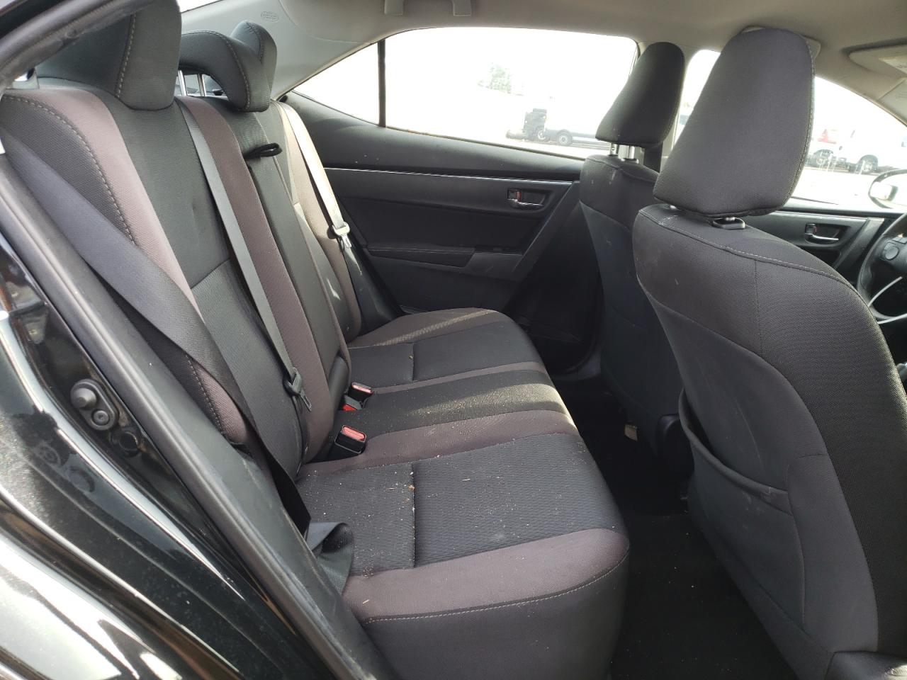 Photo 6 from auction – 2018 TOYOTA COROLLA L with VIN 2T1BURHE9JC990560