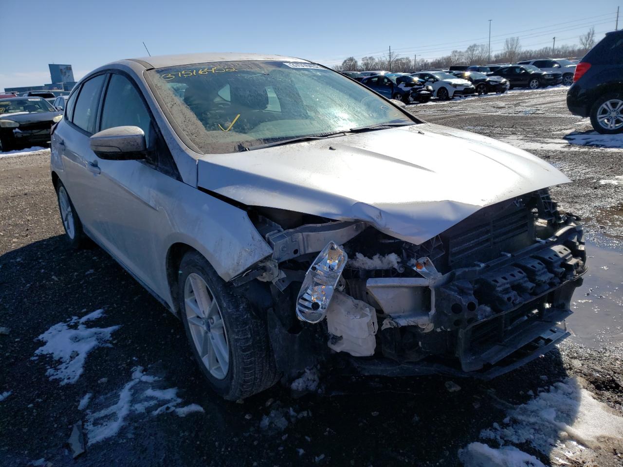 FORD FOCUS SE 2016 with VIN 1FADP3K26GL290417 - Photo from auction