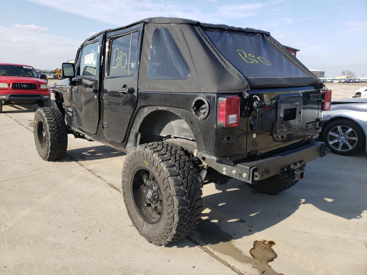 Photo 3 from auction – 2015 JEEP WRANGLER U with VIN 1C4HJWDG5FL611532