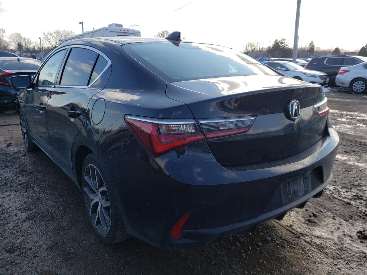 Photo 3 from auction – 2019 ACURA ILX PREMIU with VIN 19UDE2F70KA004227