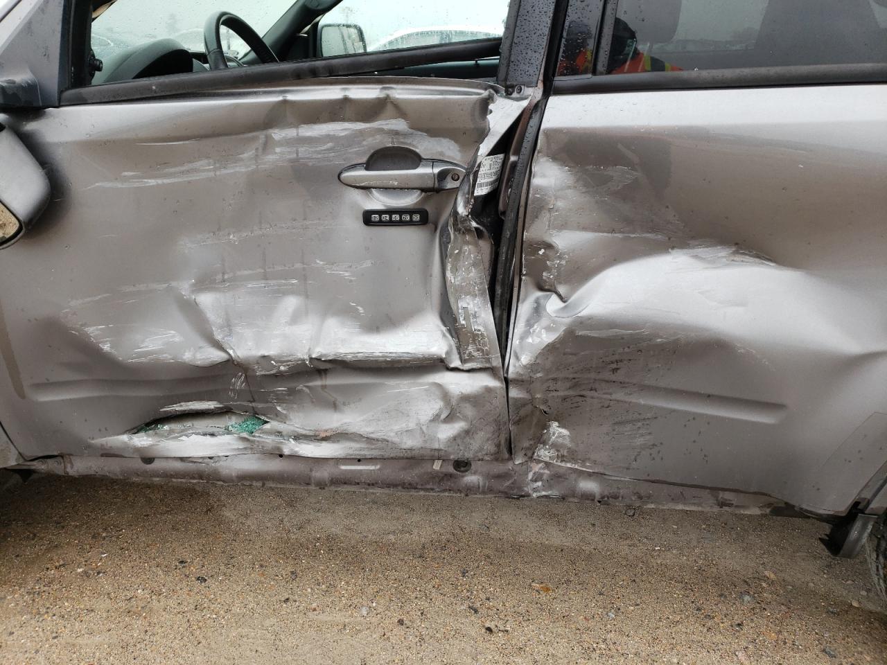 Photo 9 from auction – 2012 FORD ESCAPE LIM with VIN 1FMCU0E71CKC05466