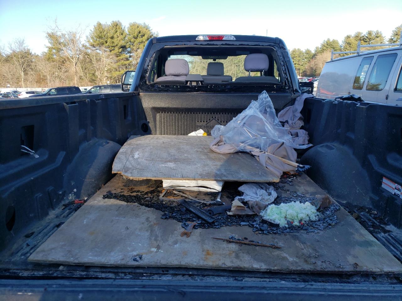 Photo 6 from auction – 2017 FORD F250 SUPER with VIN 1FTBF2B60HEE74159