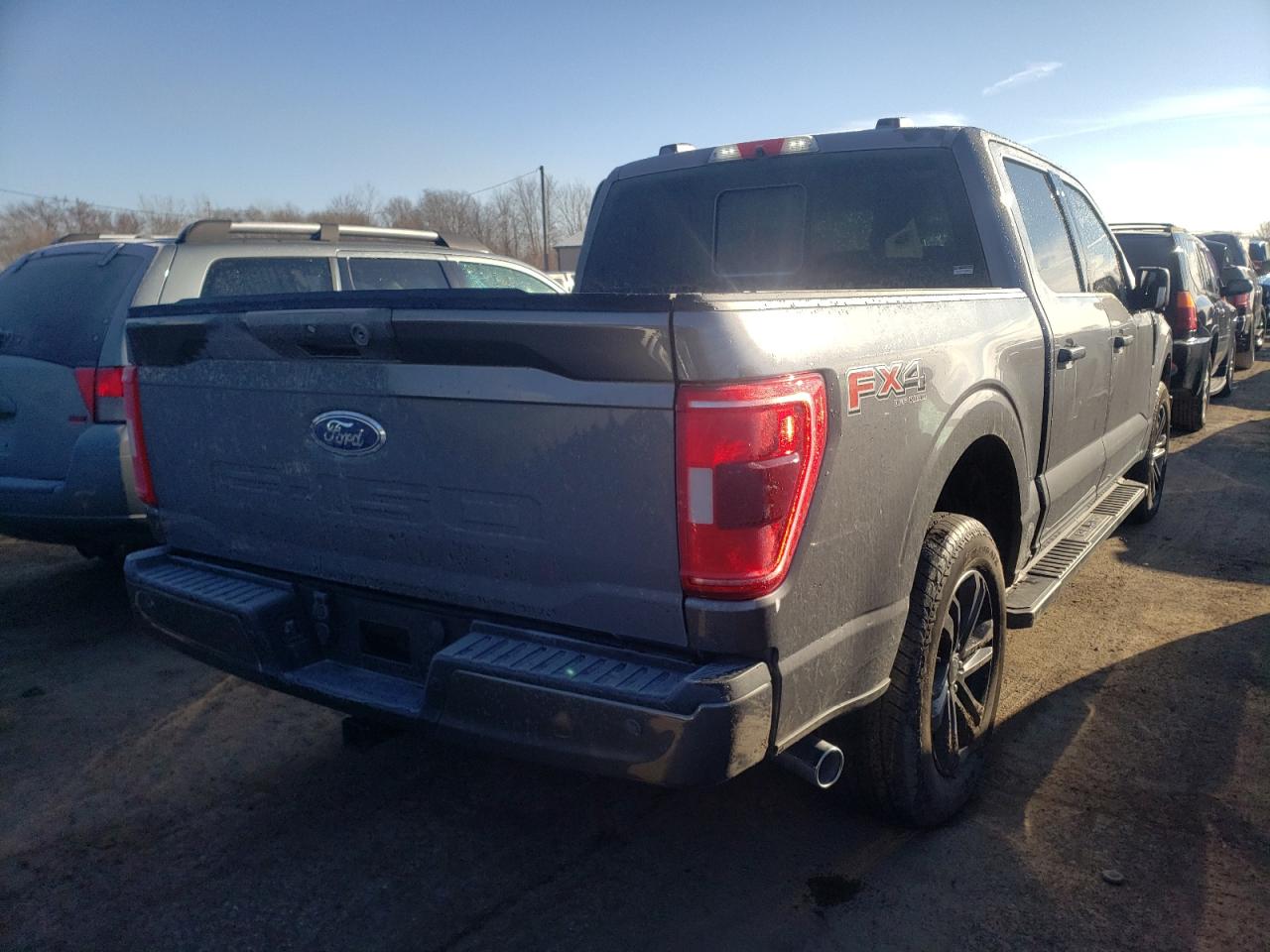 Photo 4 from auction – 2021 FORD F150 SUPER with VIN 1FTFW1E58MFC42895