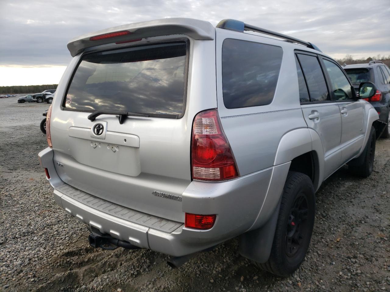 Photo 4 from auction – 2005 TOYOTA 4RUNNER SR with VIN JTEZT14R358006036