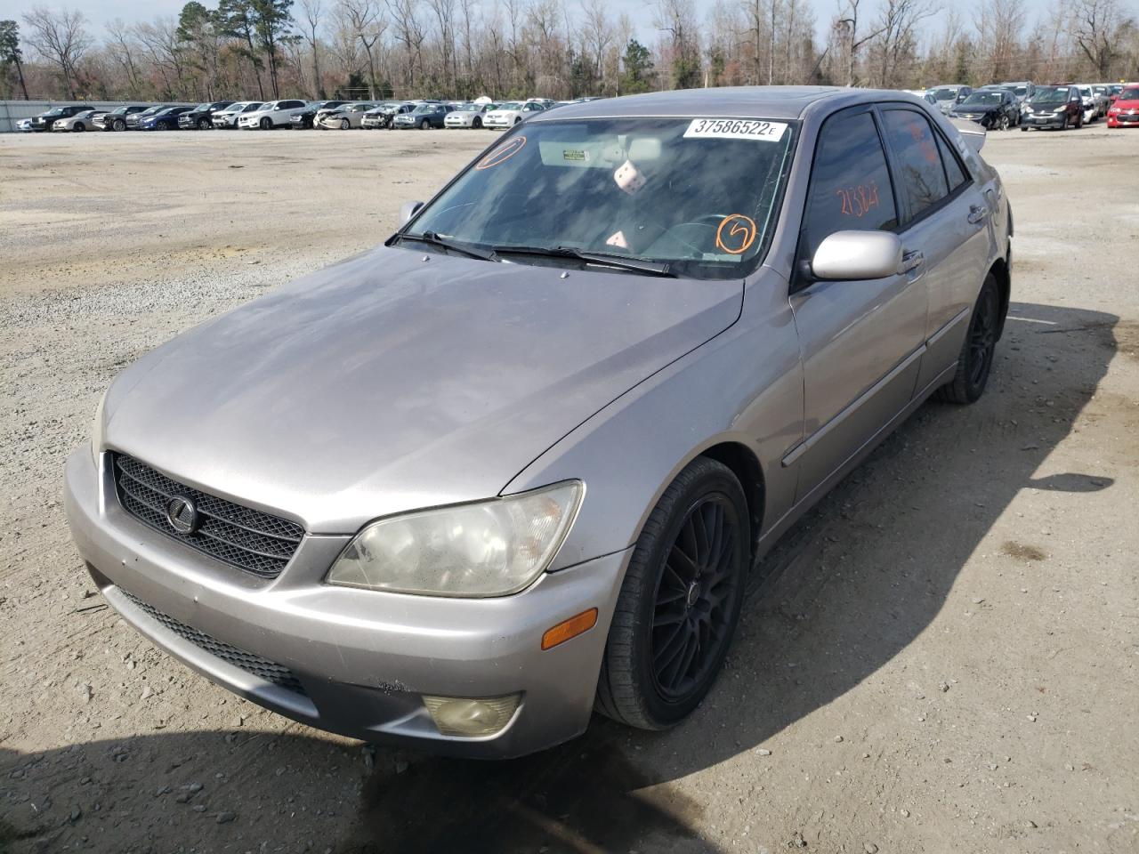 Photo 2 from auction – 2003 LEXUS IS 300 with VIN JTHBD192X30076643