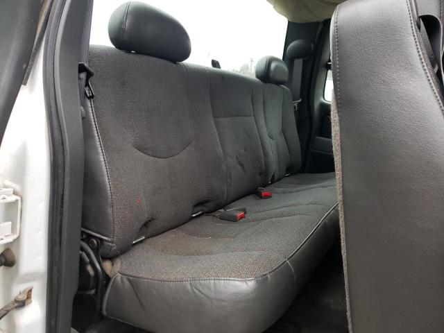 Photo 6 from auction – 2005 CHEVROLET SILVERADO with VIN 1GCEK19V95E327334