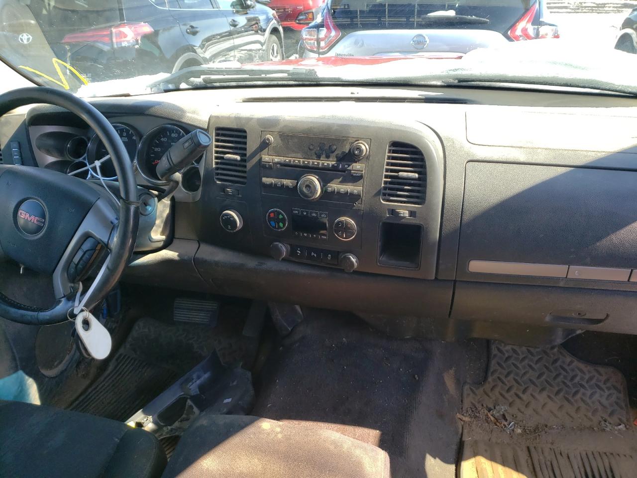 Photo 9 from auction – 2013 GMC SIERRA K15 with VIN 1GTR2VE72DZ258235