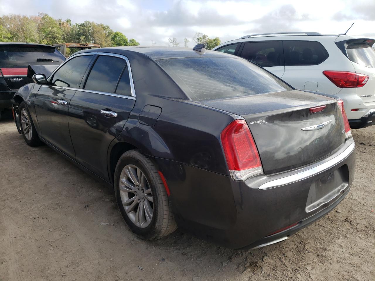 Photo 3 from auction – 2016 CHRYSLER 300C with VIN 2C3CCAEG4GH123617