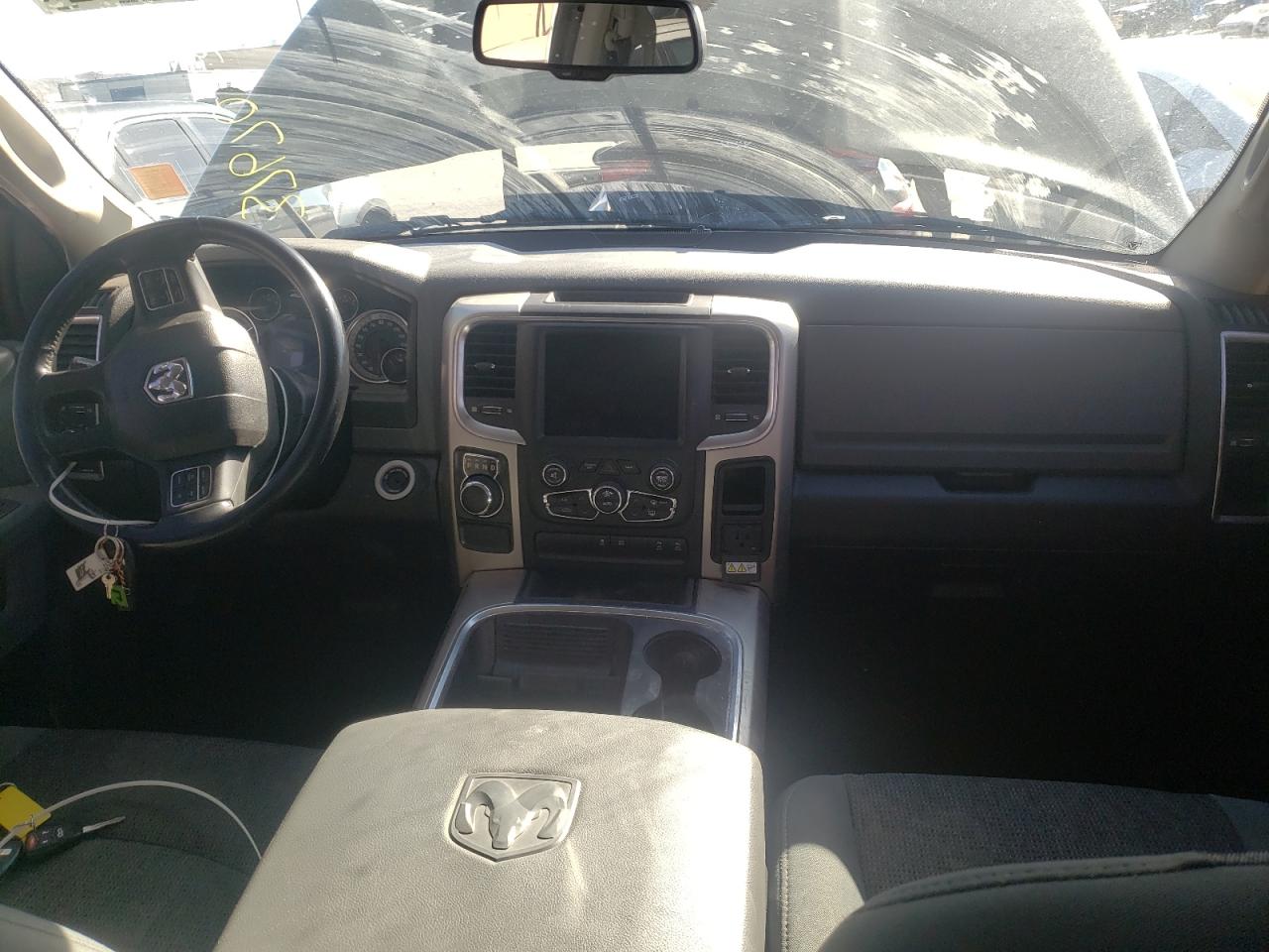 Photo 9 from auction – 2018 RAM 1500 SLT with VIN 1C6RR6LG5JS340699