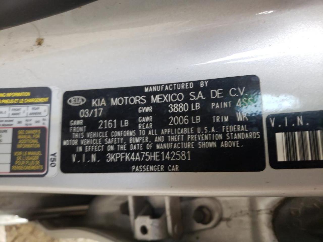Photo 10 from auction – 2017 KIA FORTE LX with VIN 3KPFK4A75HE142581