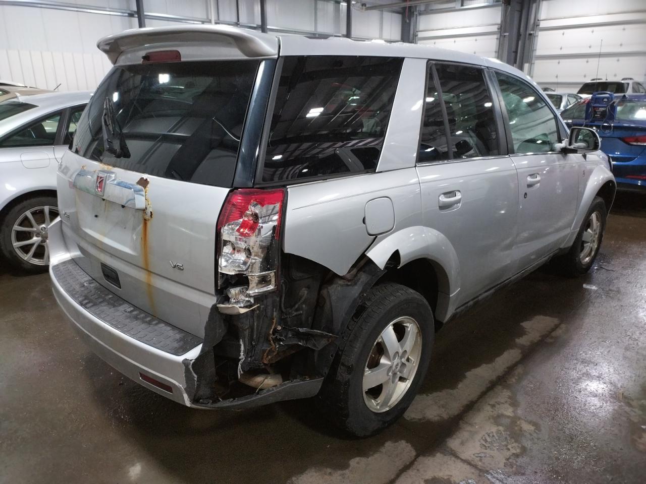 Photo 4 from auction – 2004 SATURN VUE with VIN 5GZCZ53414S879693