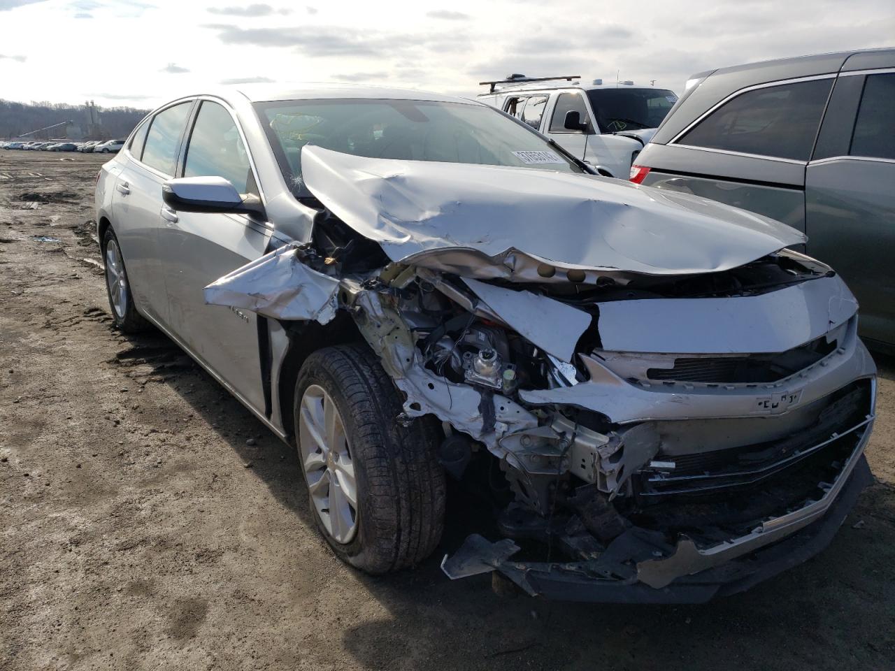 CHEVROLET MALIBU LT 2016 with VIN 1G1ZE5ST4GF207911 - Photo from auction