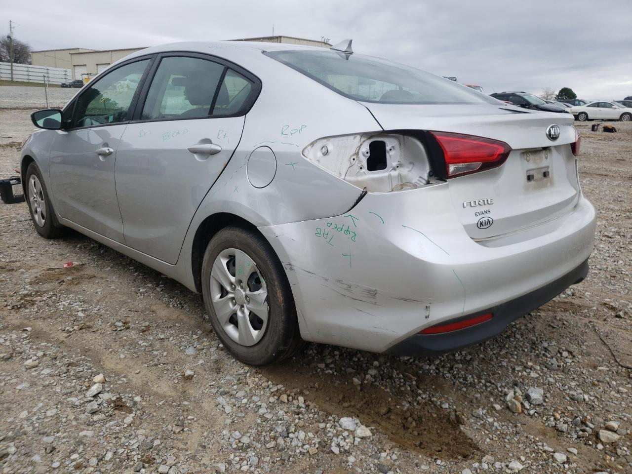 Photo 3 from auction – 2018 KIA FORTE LX with VIN 3KPFK4A73JE267682