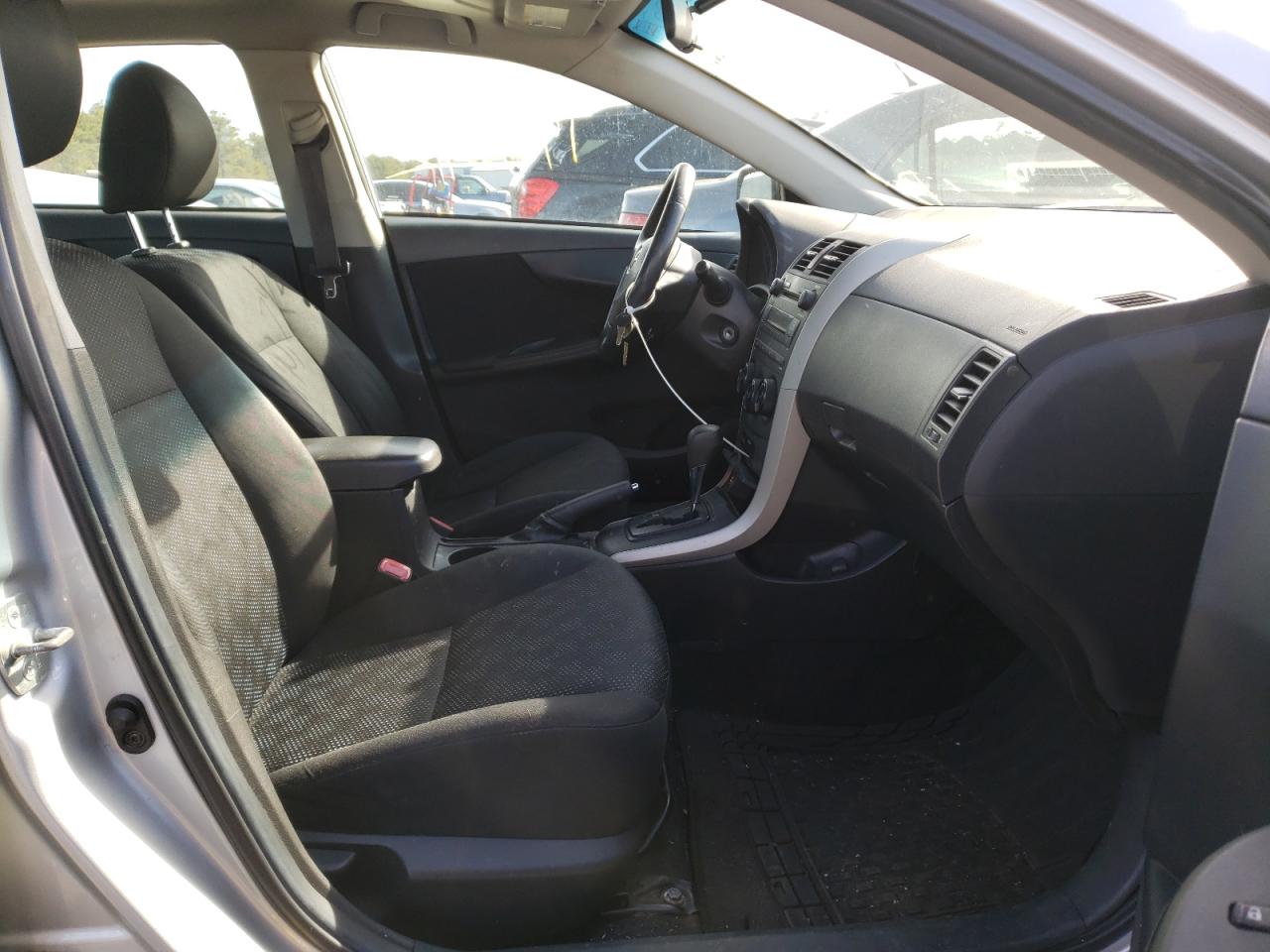 Photo 5 from auction – 2009 TOYOTA COROLLA BA with VIN 2T1BU40E19C049680