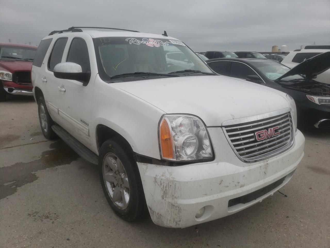 GMC YUKON SLT 2011 with VIN 1GKS1CE09BR239131 - Photo from auction