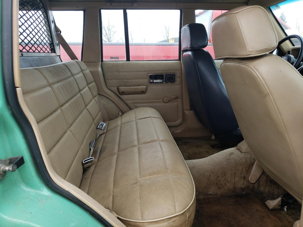 Photo 6 from auction – 1992 JEEP CHEROKEE with VIN 1J4FT28S7NL201610
