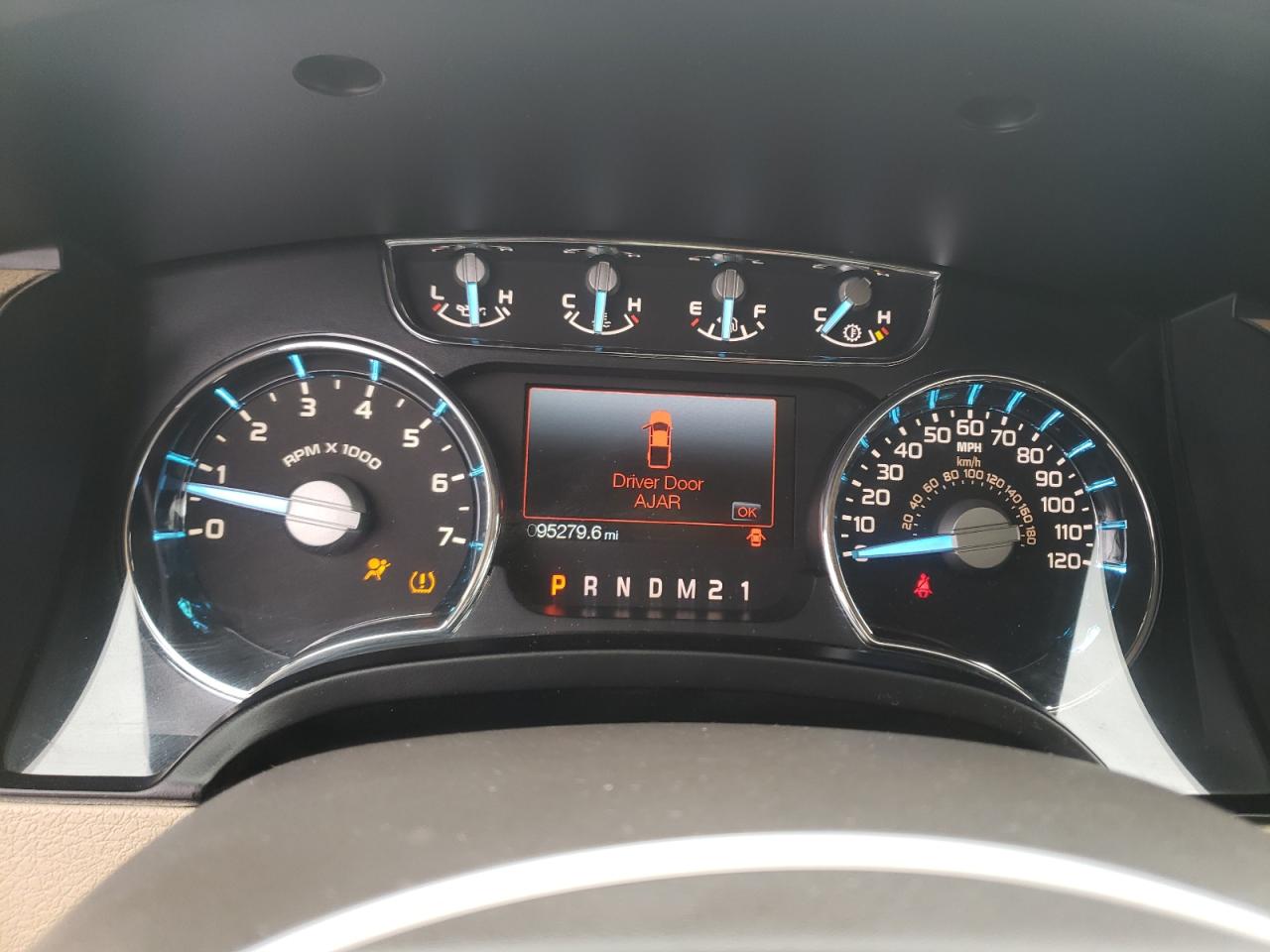 Photo 8 from auction – 2012 FORD F150 SUPER with VIN 1FTFW1CT5CFA09394