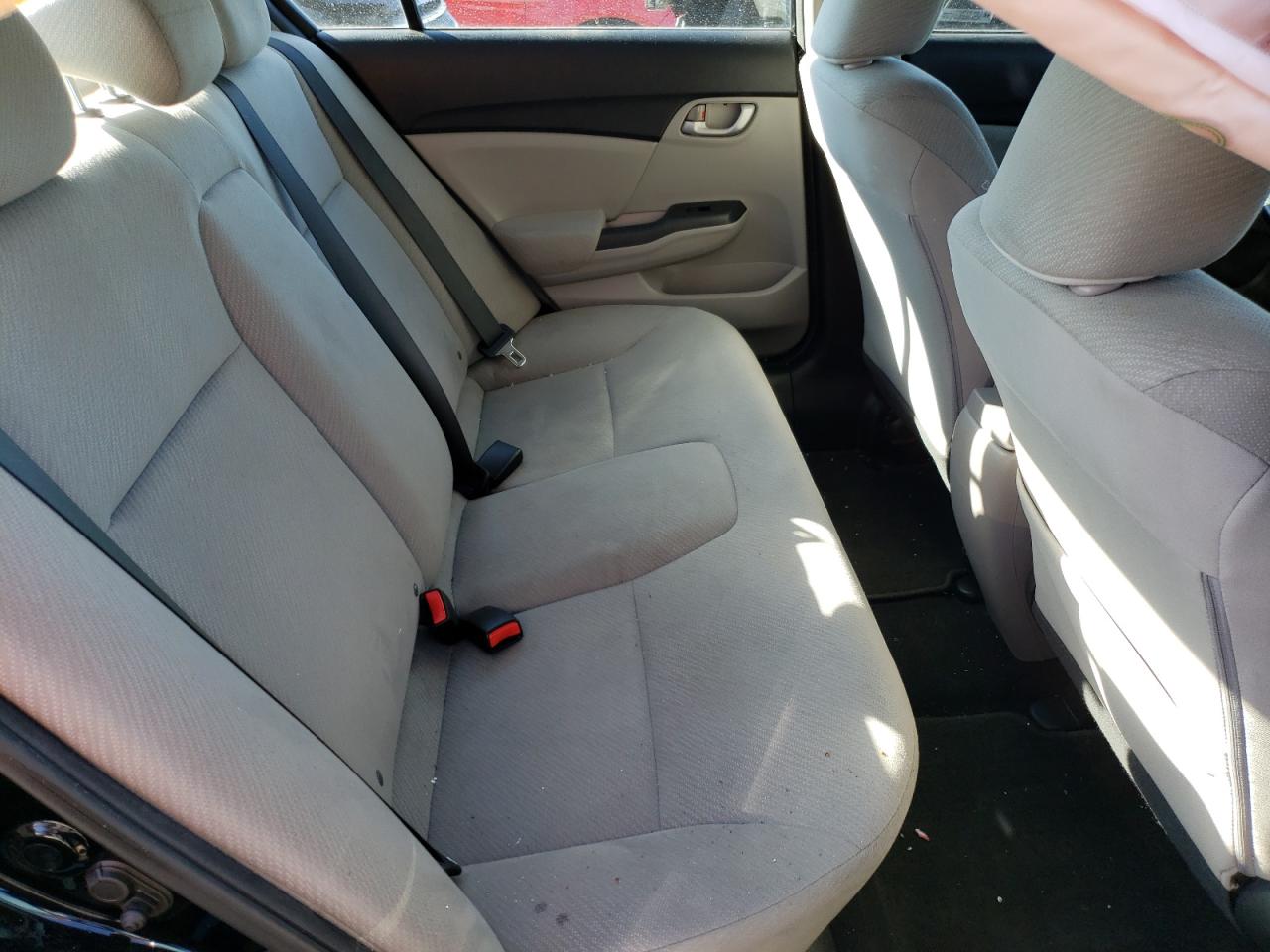 Photo 6 from auction – 2013 HONDA CIVIC LX with VIN 19XFB2F55DE237258