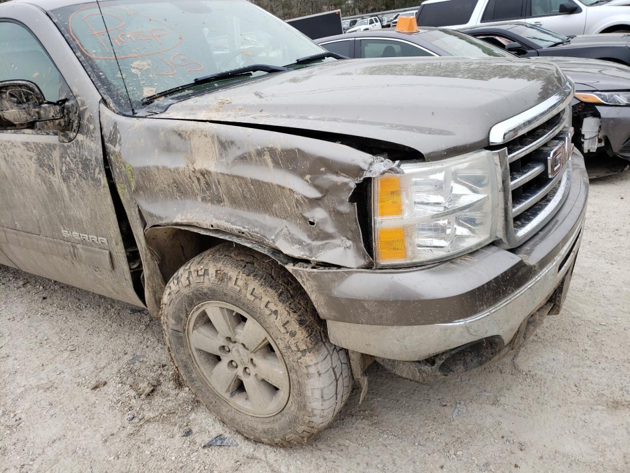 Photo 9 from auction – 2012 GMC SIERRA K15 with VIN 3GTP2WE72CG197853