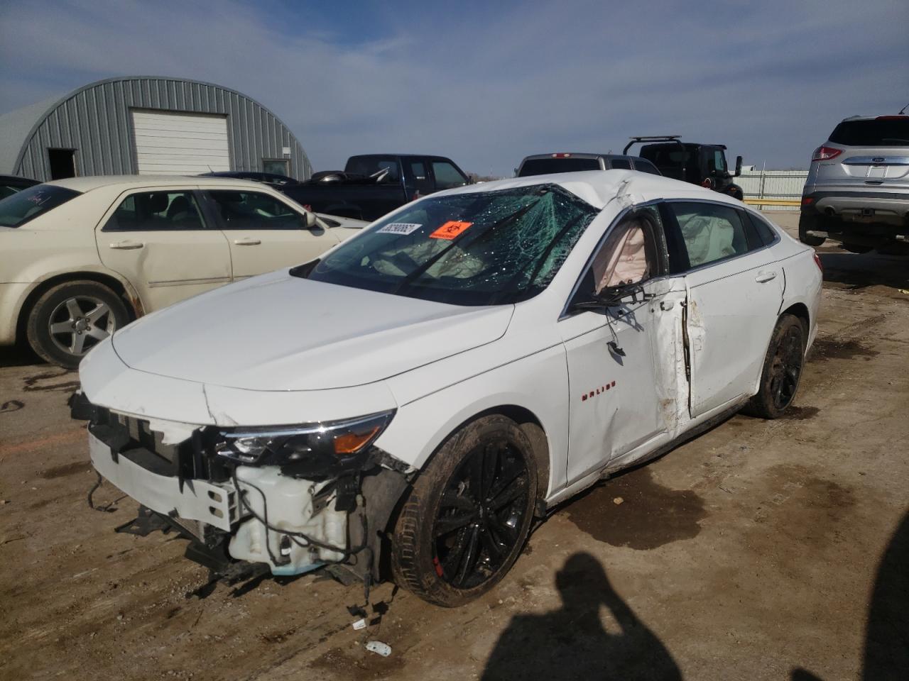 Photo 2 from auction – 2018 CHEVROLET MALIBU LT with VIN 1G1ZD5ST5JF201383