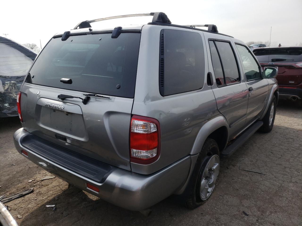Photo 4 from auction – 2001 NISSAN PATHFINDER with VIN JN8DR09Y31W592173