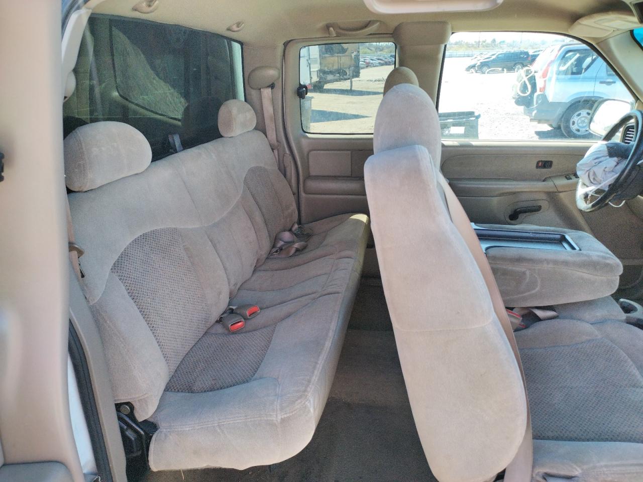 Photo 6 from auction – 2001 CHEVROLET SILVERADO with VIN 2GCEC19T611192630