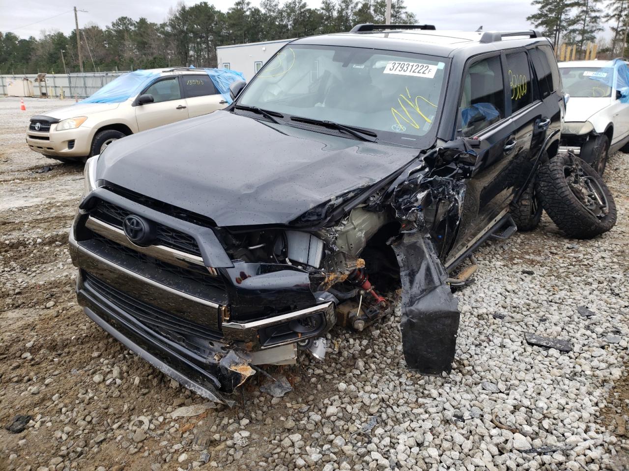 Photo 2 from auction – 2019 TOYOTA 4RUNNER SR with VIN JTEZU5JR0K5196030