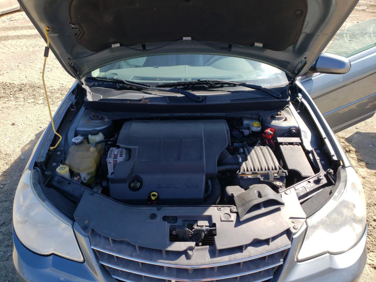Photo 7 from auction – 2008 CHRYSLER SEBRING LI with VIN 1C3LC65M68N573717