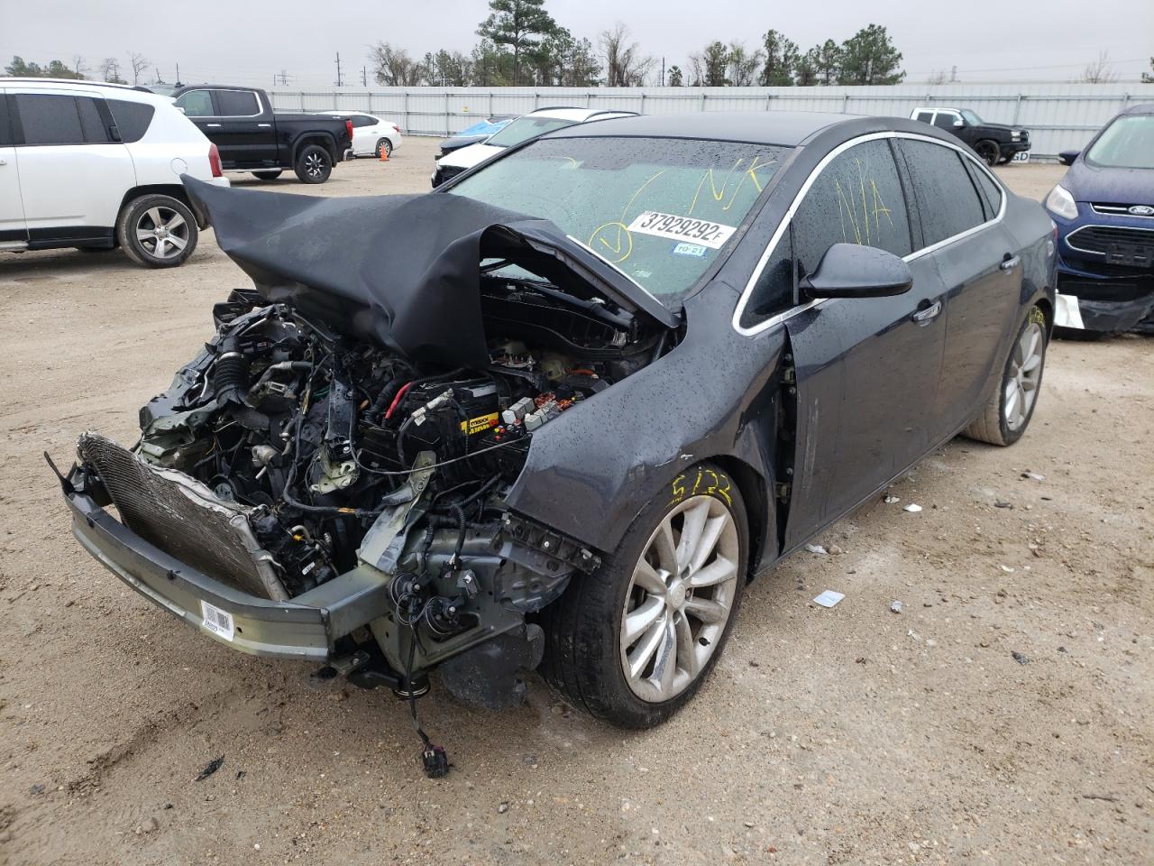 Photo 2 from auction – 2012 BUICK VERANO with VIN 1G4PS5SK5C4184557
