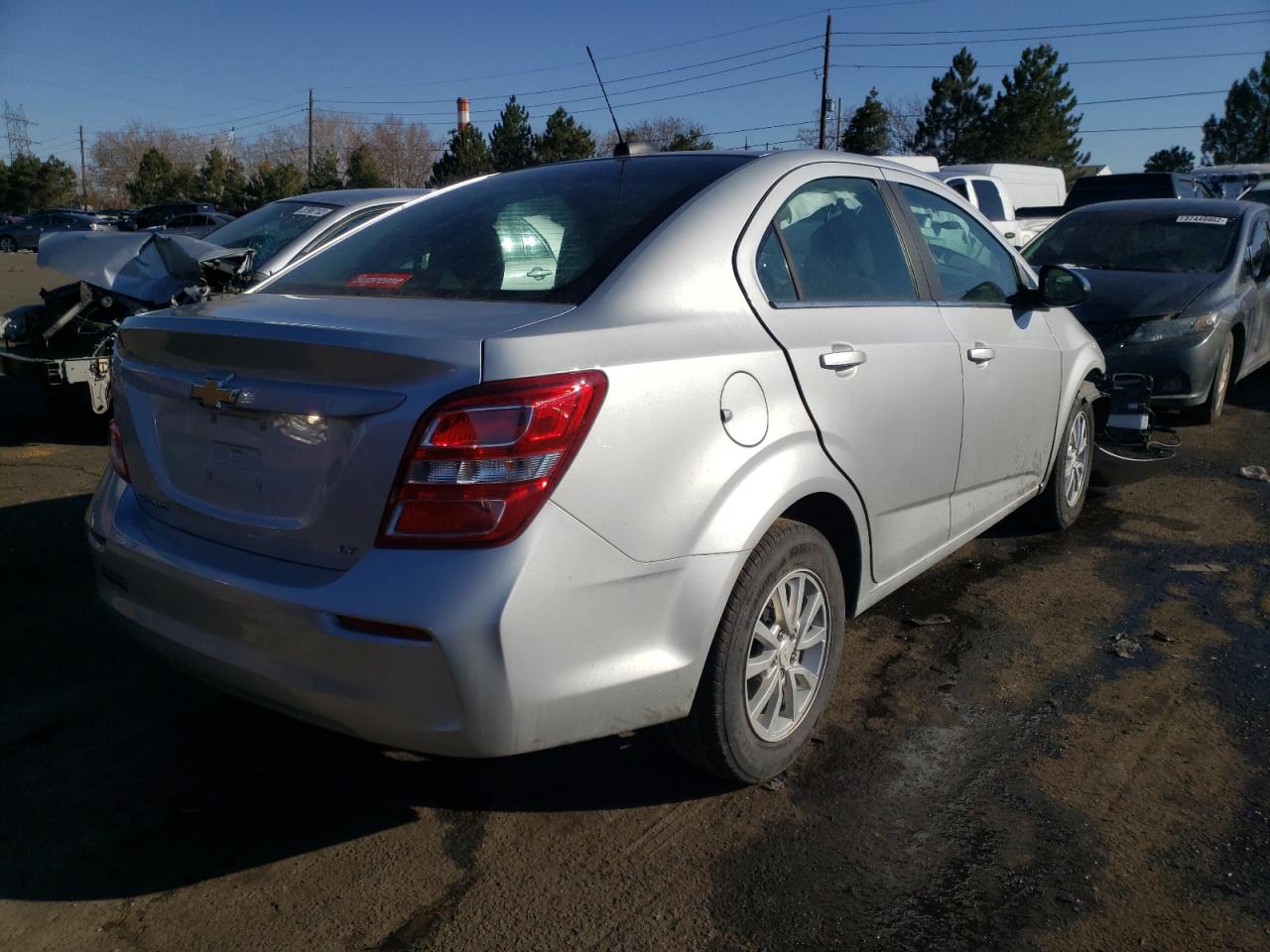 Photo 4 from auction – 2020 CHEVROLET SONIC LT with VIN 1G1JD5SB4L4110155