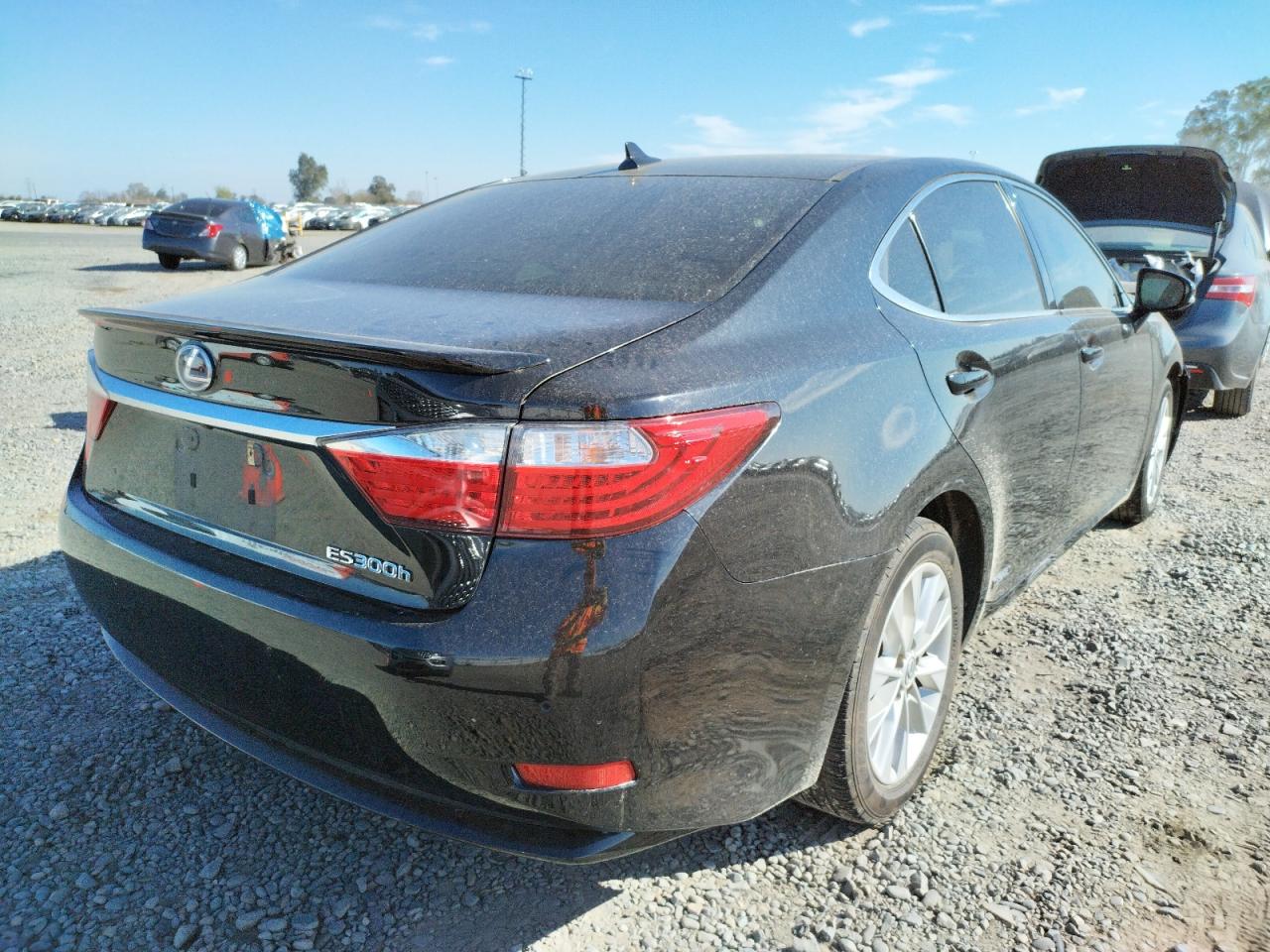 Photo 4 from auction – 2013 LEXUS ES 300H with VIN JTHBW1GGXD2019308