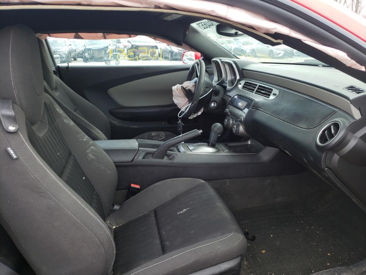 Photo 5 from auction – 2015 CHEVROLET CAMARO LS with VIN 2G1FB1E33F9185908