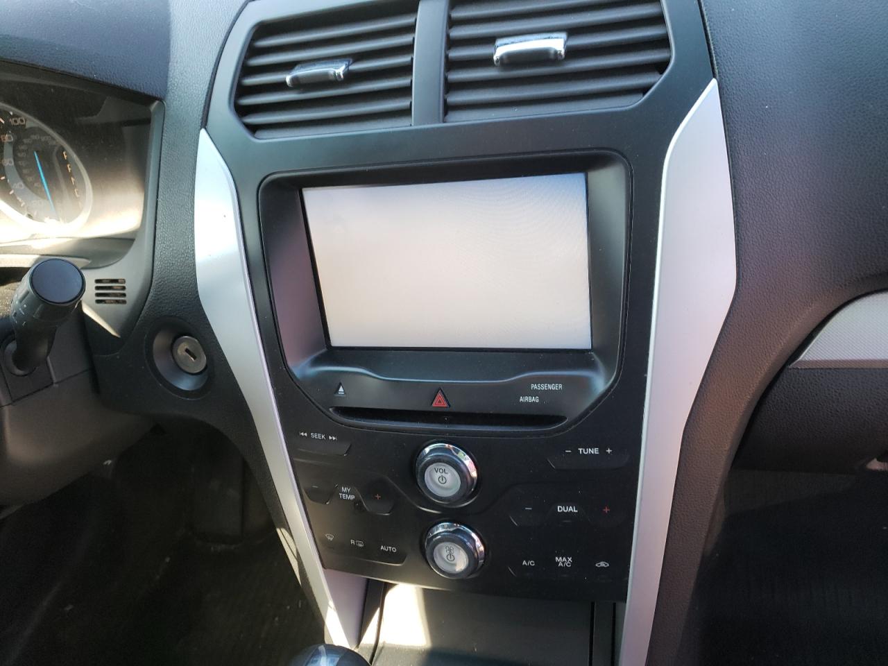 Photo 9 from auction – 2013 FORD EXPLORER X with VIN 1FM5K7D87DGC68299
