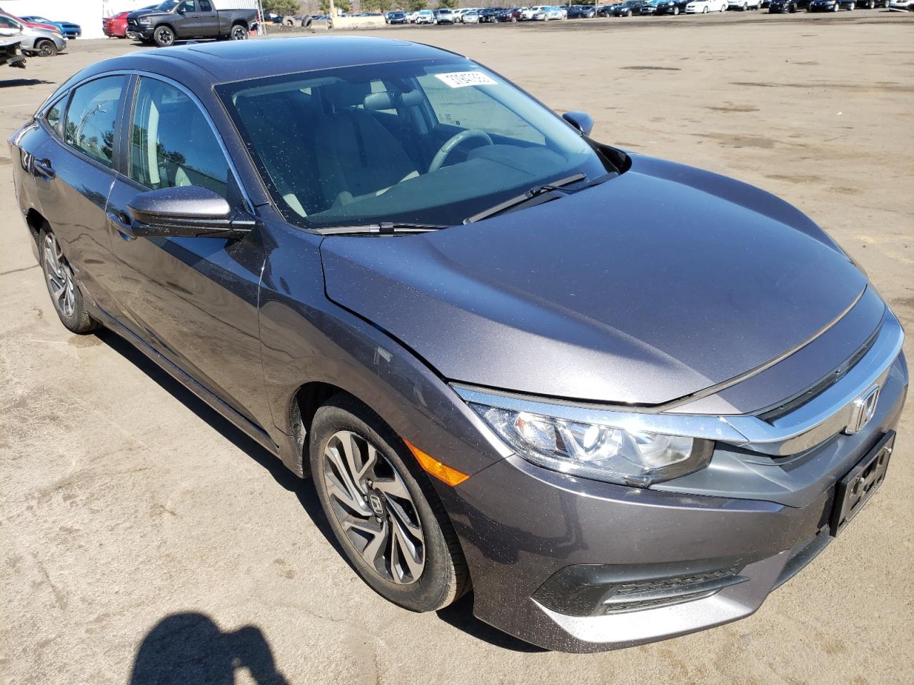 Photo 1 from auction – 2018 HONDA CIVIC EX with VIN 2HGFC2F72JH528624