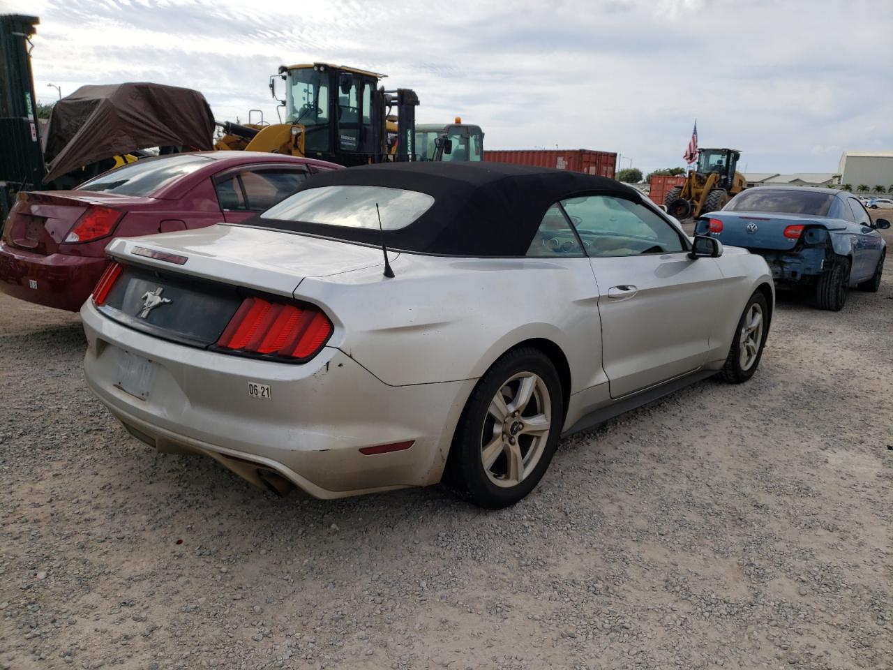 Photo 4 from auction – 2016 FORD MUSTANG with VIN 1FATP8EM6G5279959