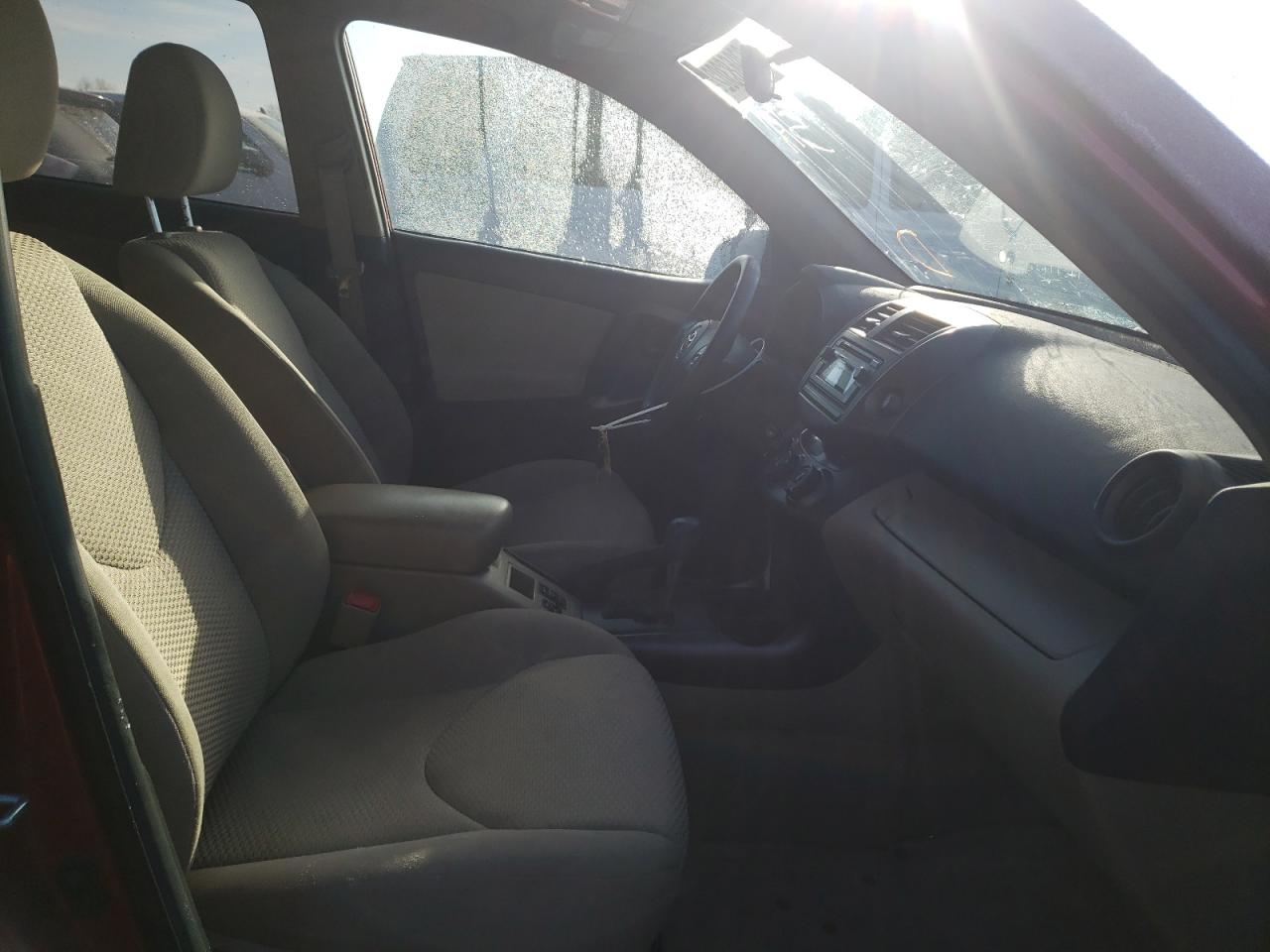 Photo 5 from auction – 2012 TOYOTA RAV4 with VIN 2T3ZF4DVXCW110637