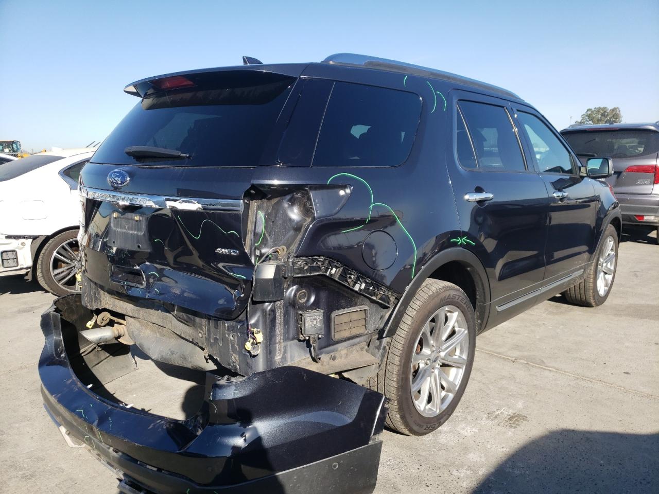 Photo 4 from auction – 2017 FORD EXPLORER L with VIN 1FM5K8F82HGE29554