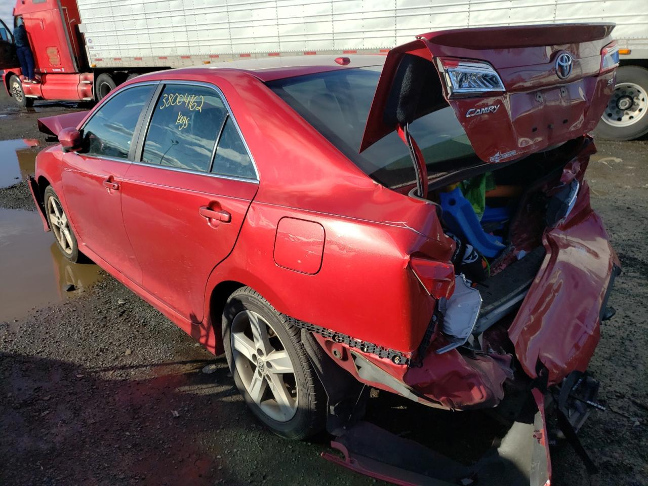 Photo 3 from auction – 2012 TOYOTA CAMRY with VIN 4T1BF1FK2CU599997