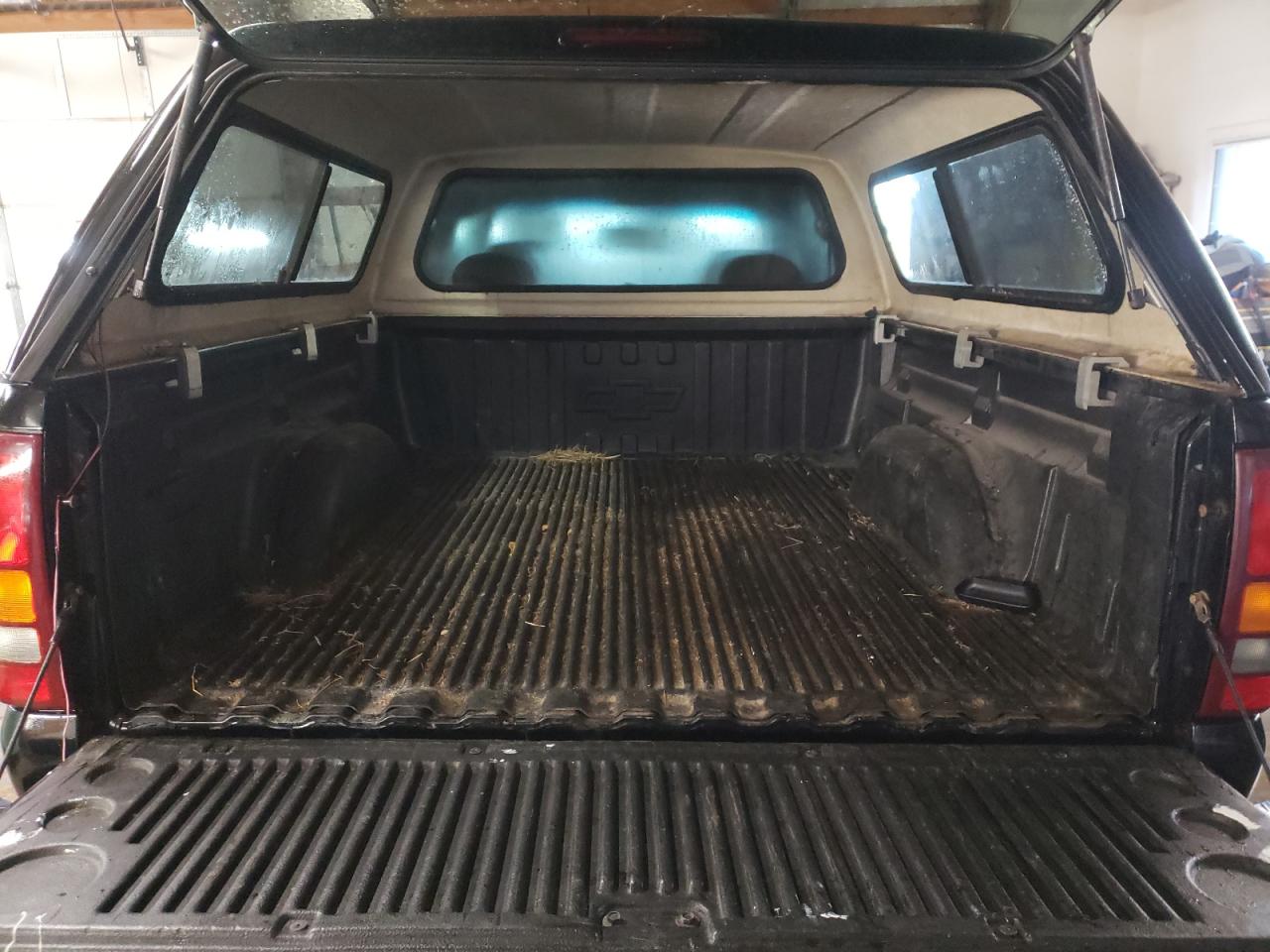 Photo 9 from auction – 2002 CHEVROLET SILVERADO with VIN 2GCEC19V521278594