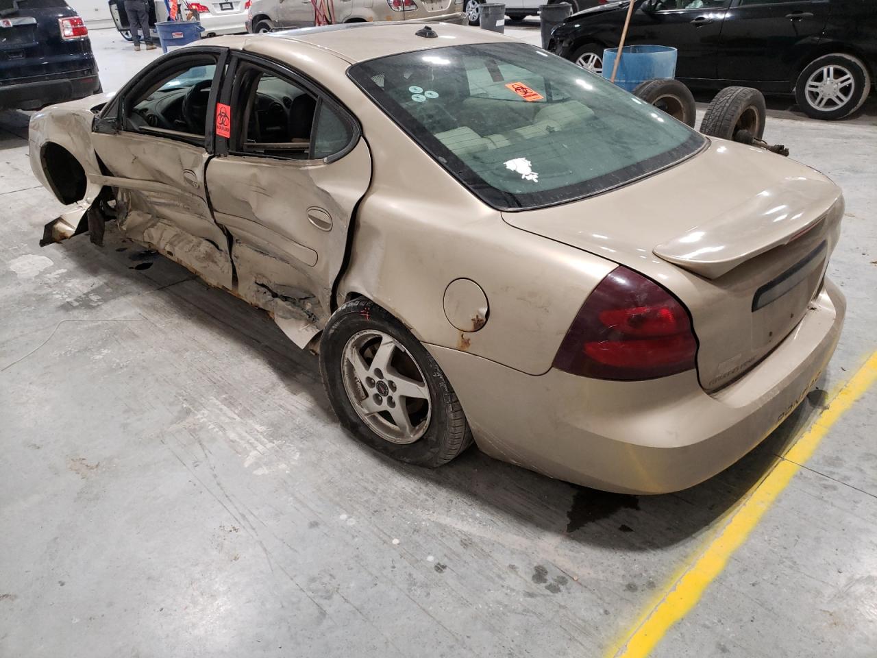 Photo 3 from auction – 2004 PONTIAC GRAND PRIX with VIN 2G2WS522541374828