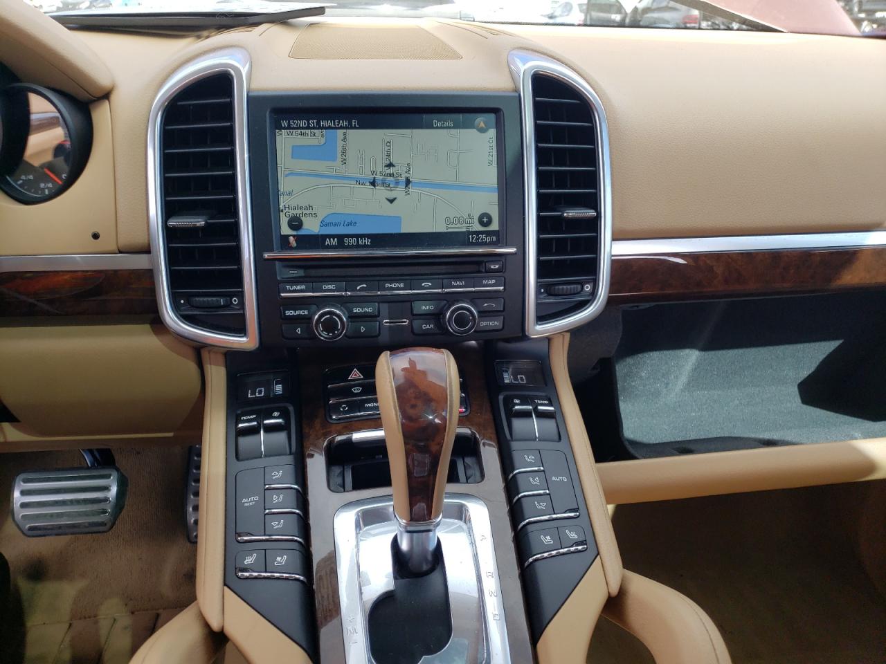 Photo 9 from auction – 2012 PORSCHE CAYENNE S with VIN WP1AB2A29CLA40296