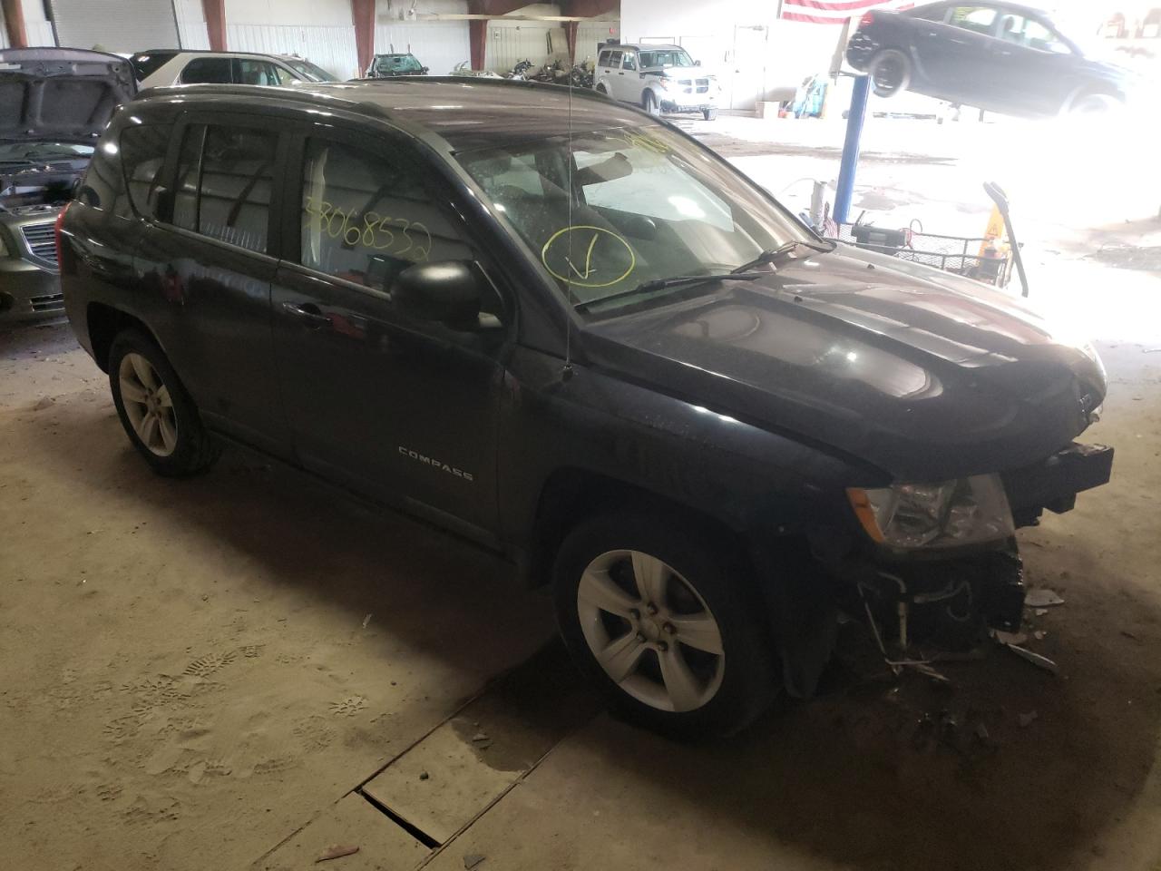 JEEP COMPASS SP 2011 with VIN 1J4NT1FA1BD165788 - Photo from auction