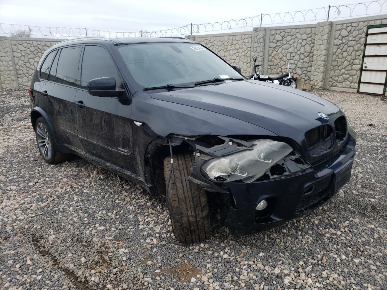 BMW X5 XDRIVE5 2012 with VIN 5UXZV8C50CL422740 - Photo from auction