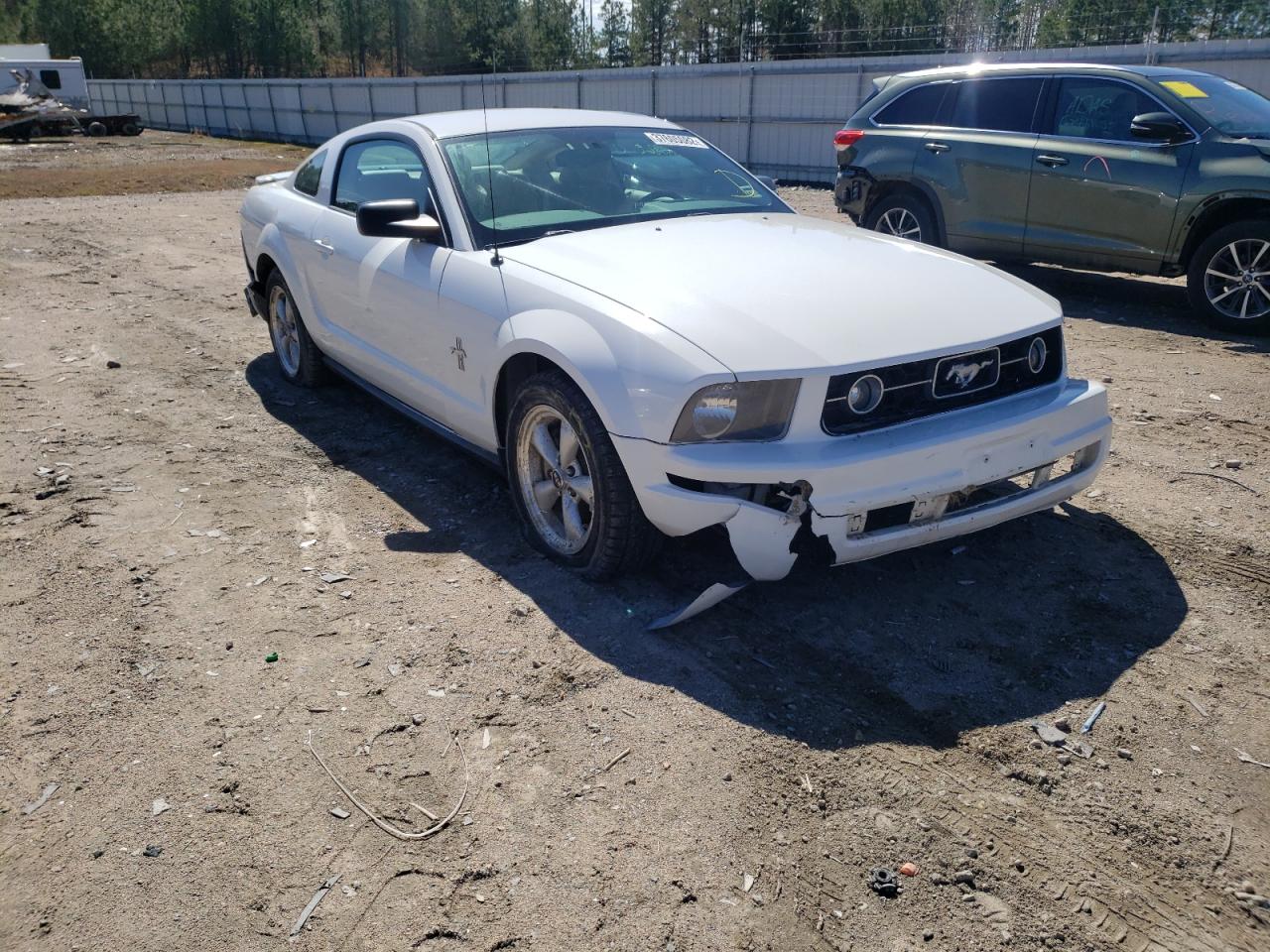 FORD MUSTANG 2007 with VIN 1ZVFT80N075342182 - Photo from auction