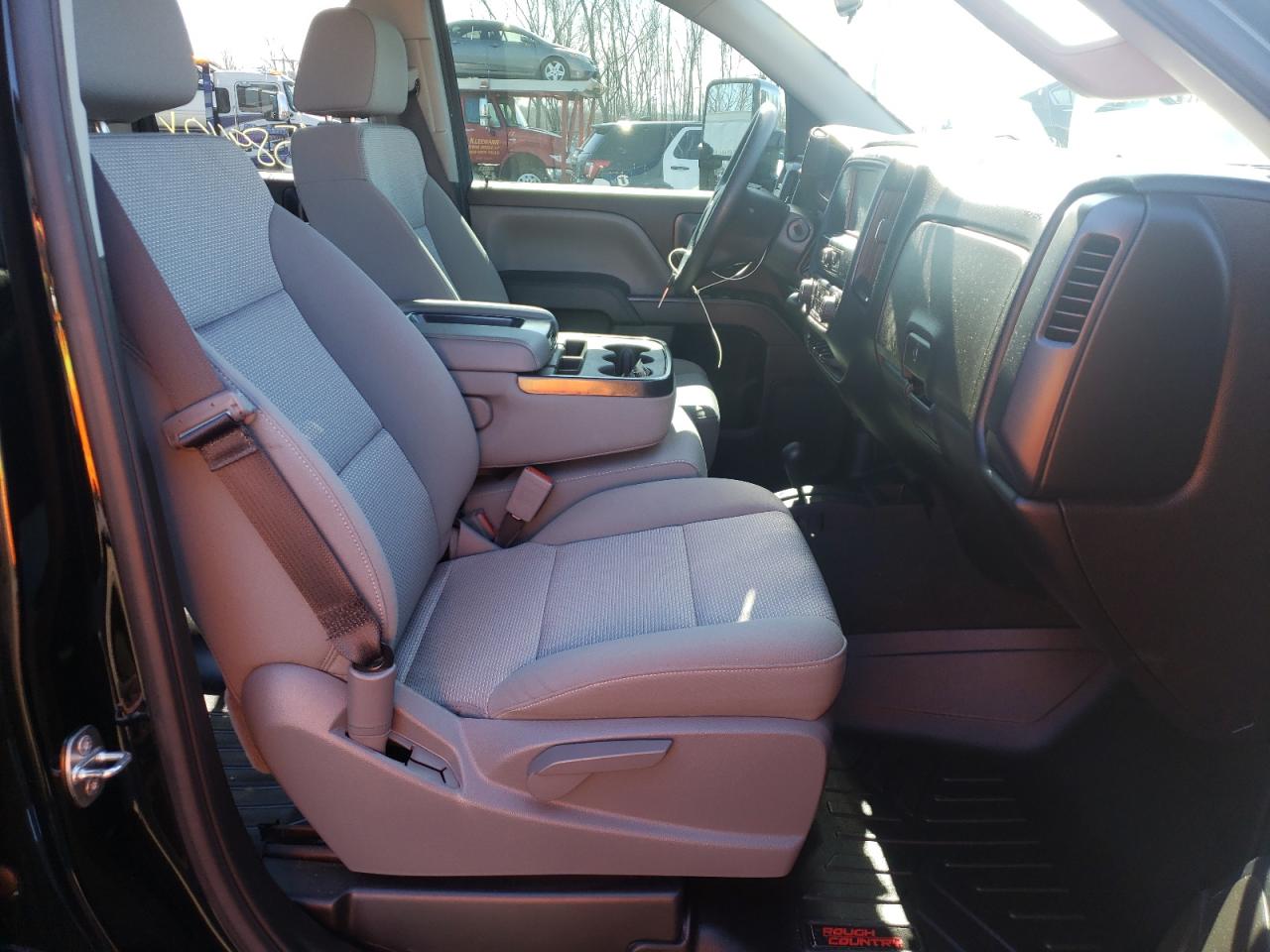 Photo 5 from auction – 2017 CHEVROLET SILVERADO with VIN 1GCVKPEC4HZ262803