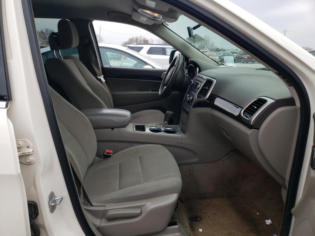 Photo 5 from auction – 2012 JEEP GRAND CHER with VIN 1C4RJFAG9CC108526