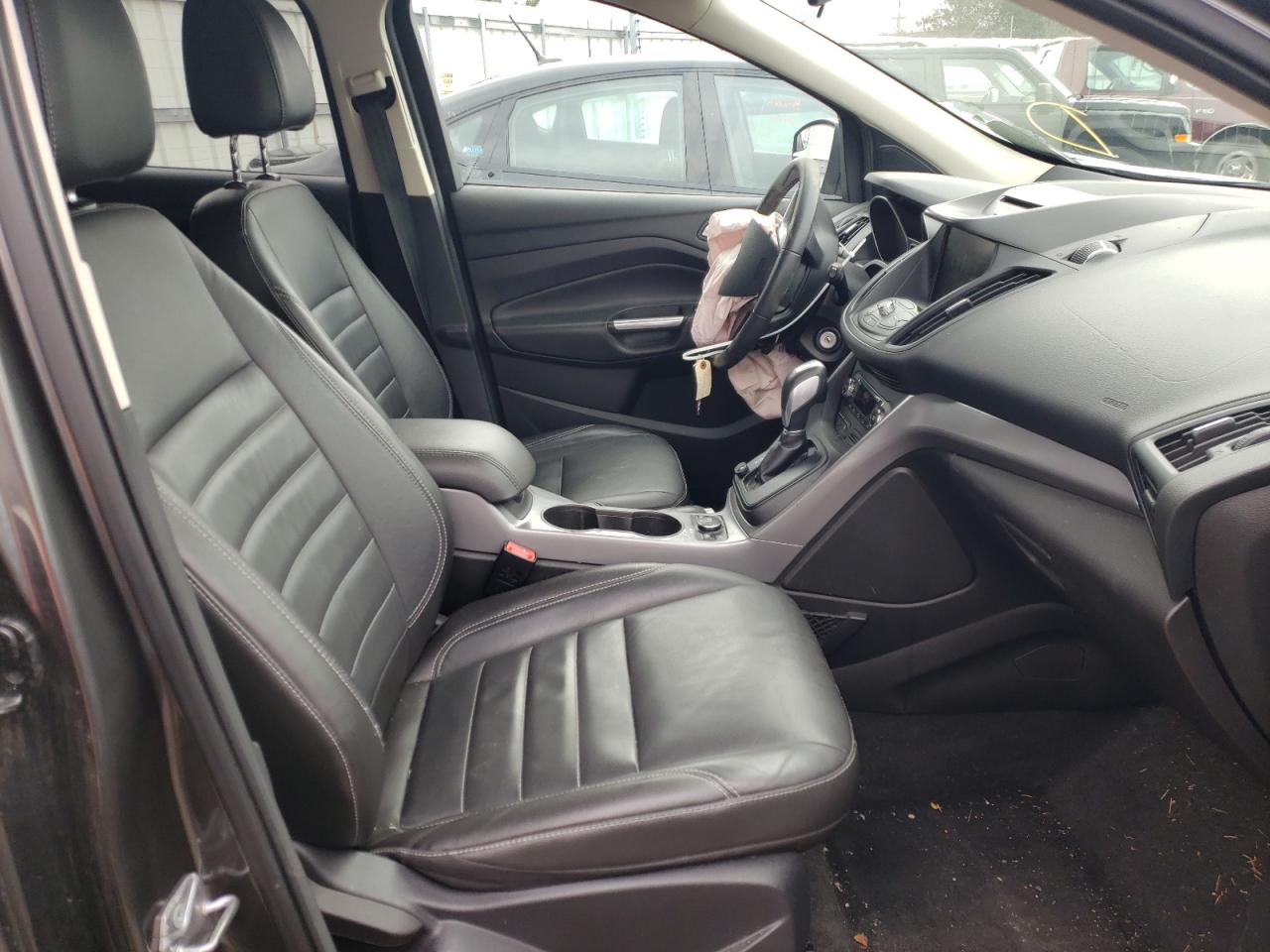 Photo 5 from auction – 2015 FORD ESCAPE SE with VIN 1FMCU0GX6FUC22494