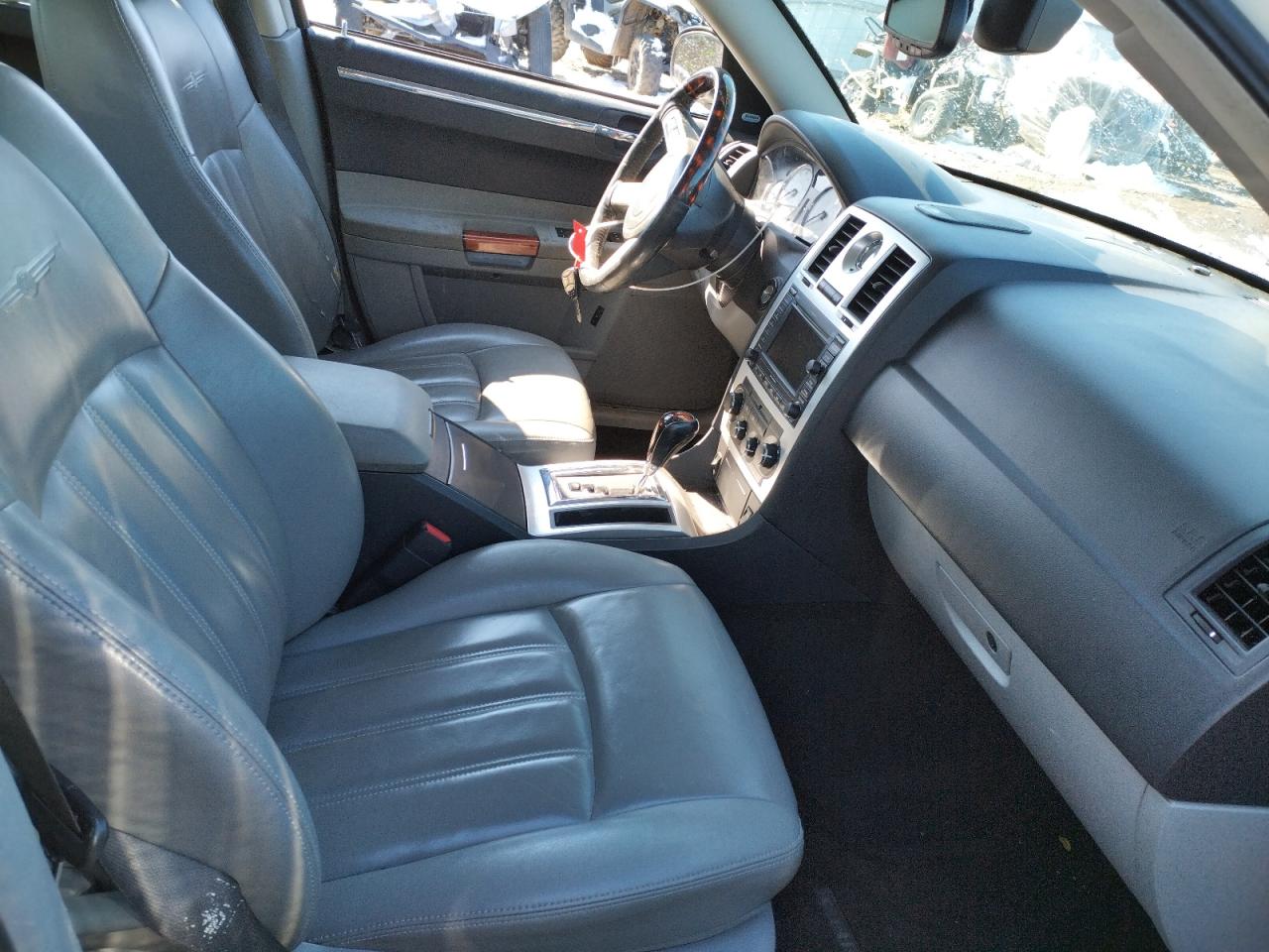 Photo 5 from auction – 2007 CHRYSLER 300C with VIN 2C3LK63H37H848508